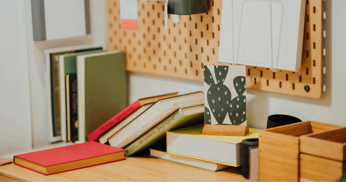 Viết sách để làm kỷ niệm có cần phải xin giấy phép xuất bản không?